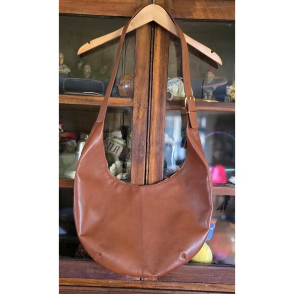 MADEWELL Essential Curve Shoulder Bag :: Hazelnut :: NR386 :: NWT - Picture 8 of 11